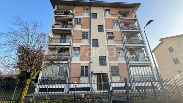 appartamento in vendita a Milano in zona Piazzale Lodi