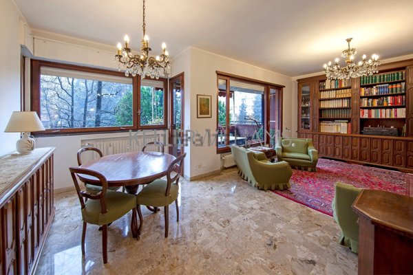 appartamento in vendita a Milano in zona QT8