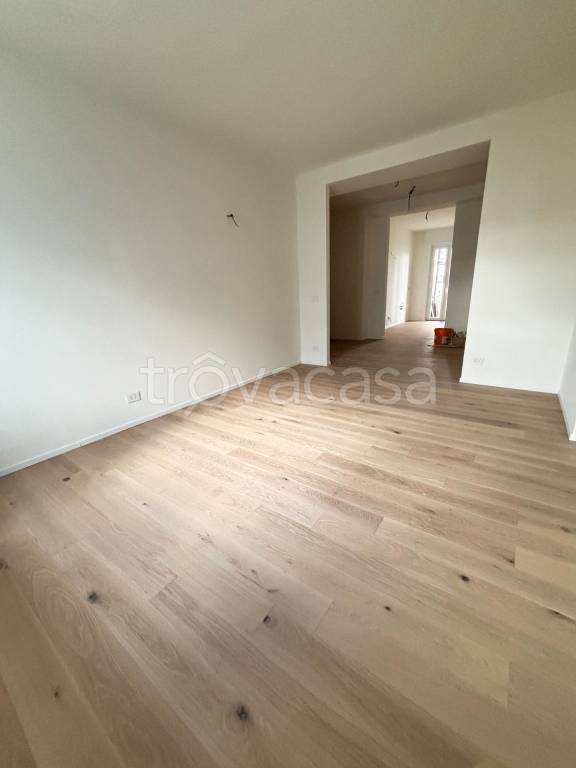 appartamento in vendita a Milano in zona Ghisolfa