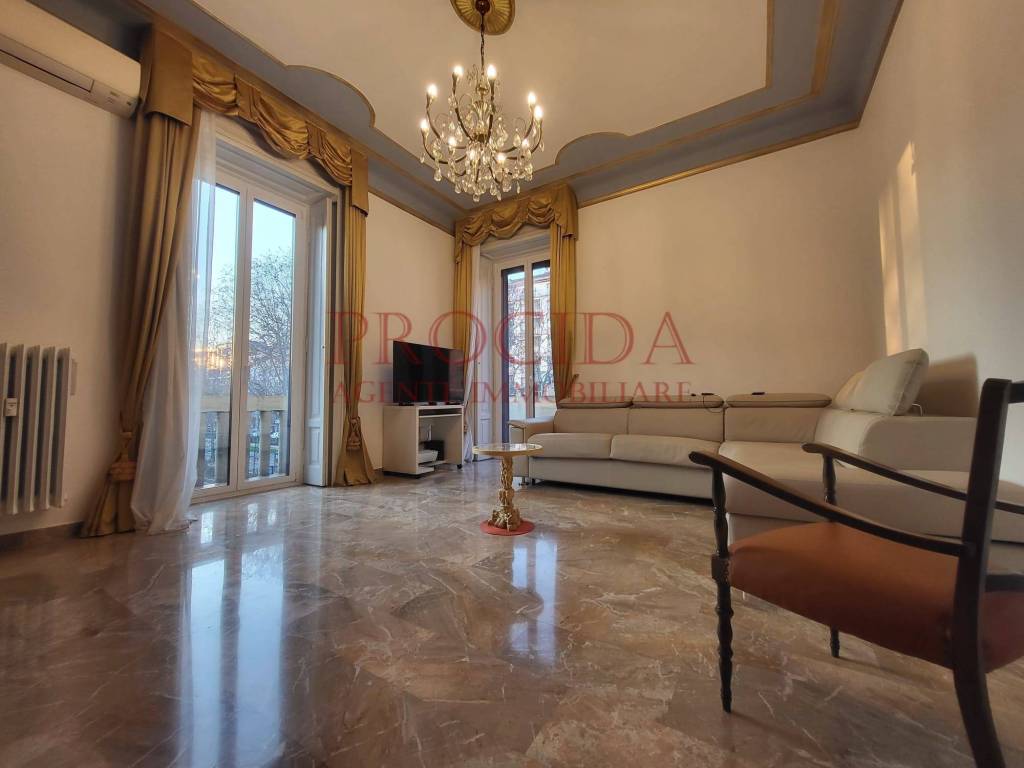 appartamento in vendita a Milano in zona Porta Vittoria