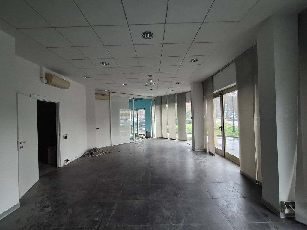 negozio in vendita a Milano in zona Il Portello