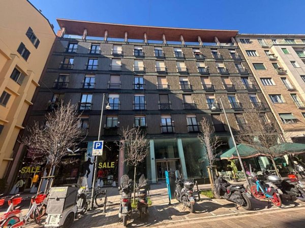 appartamento in vendita a Milano in zona Porta Garibaldi