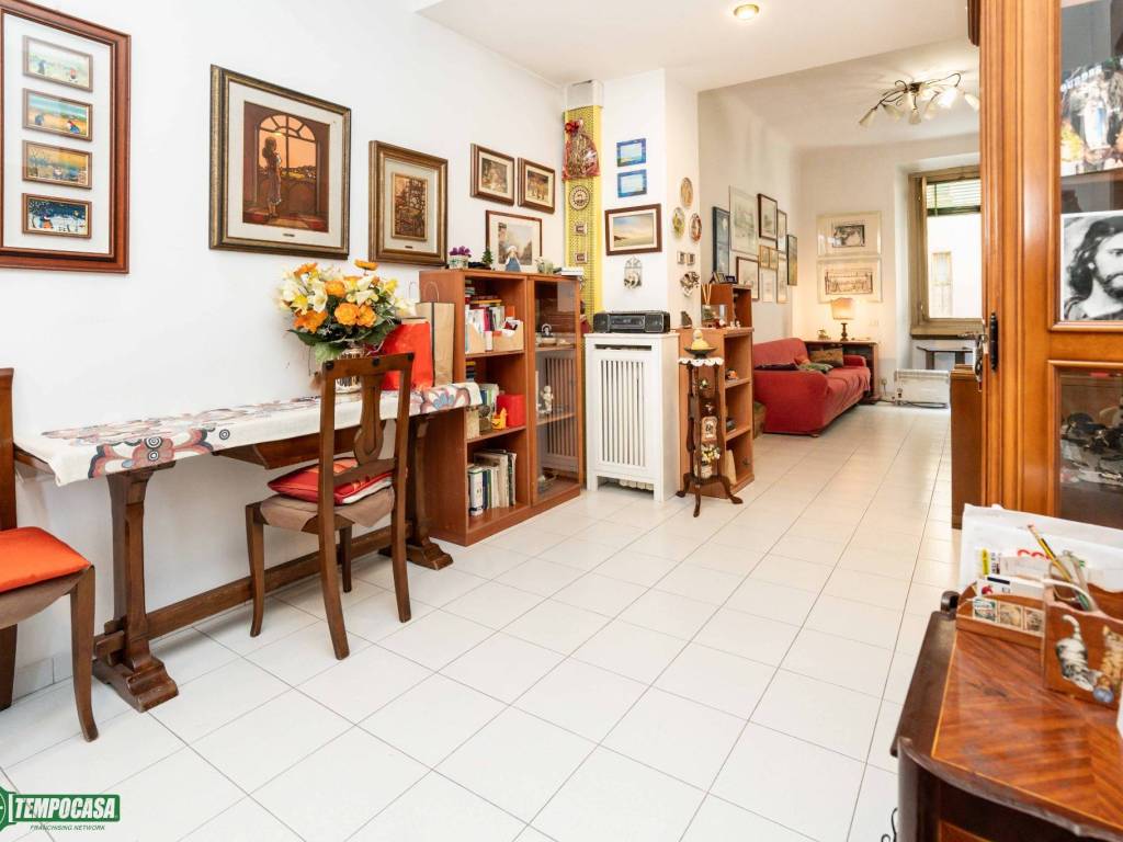 appartamento in vendita a Milano in zona Centro Direzionale