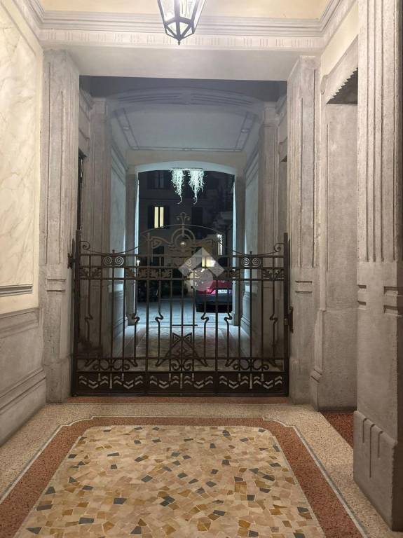 appartamento in vendita a Milano in zona Porta Venezia