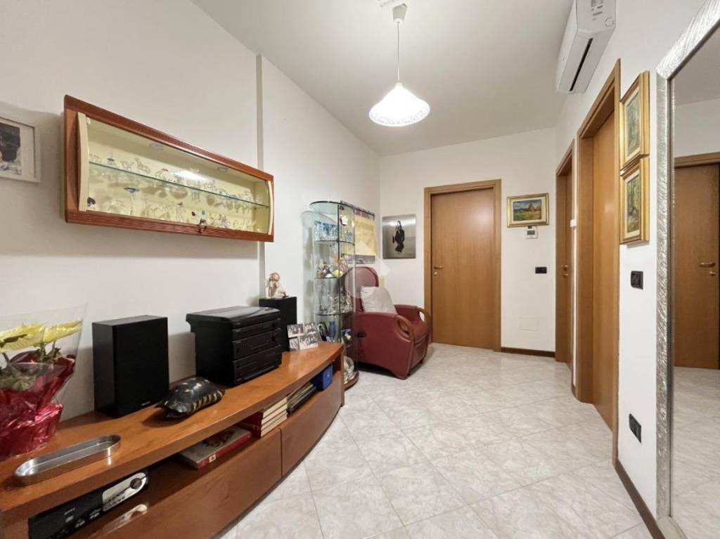 appartamento in vendita a Milano in zona Affori