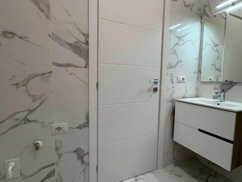 appartamento in vendita a Milano in zona Vigentino