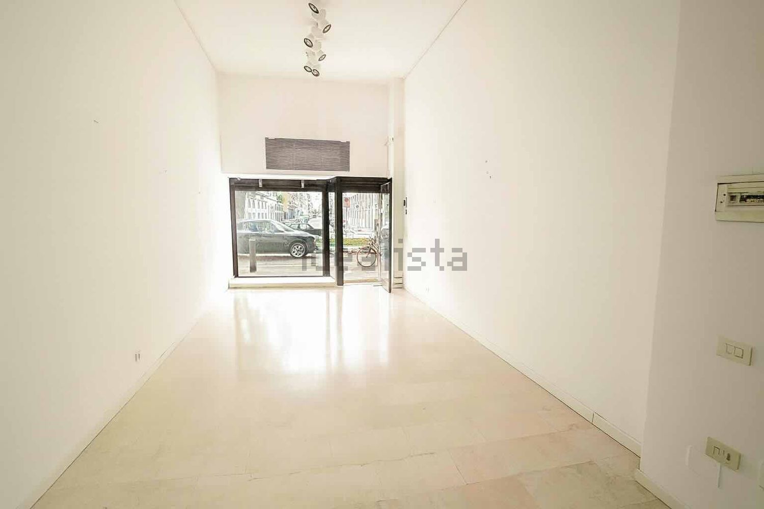 negozio in vendita a Milano