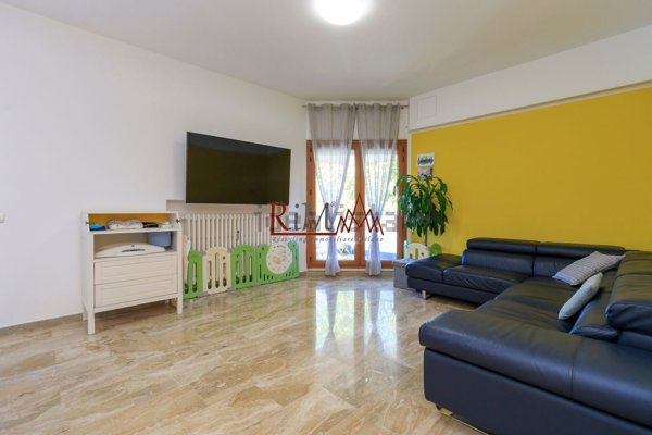 appartamento in vendita a Milano in zona Baggio