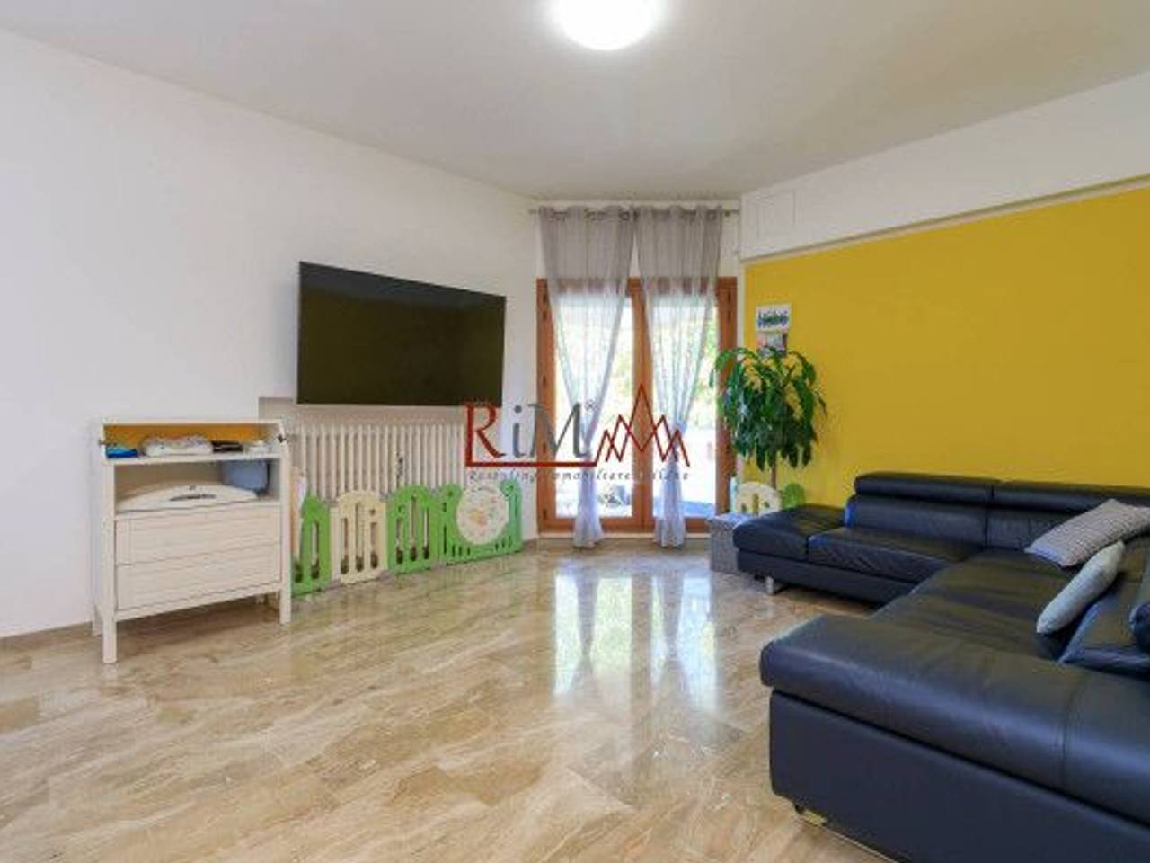 appartamento in vendita a Milano in zona Forze Armate