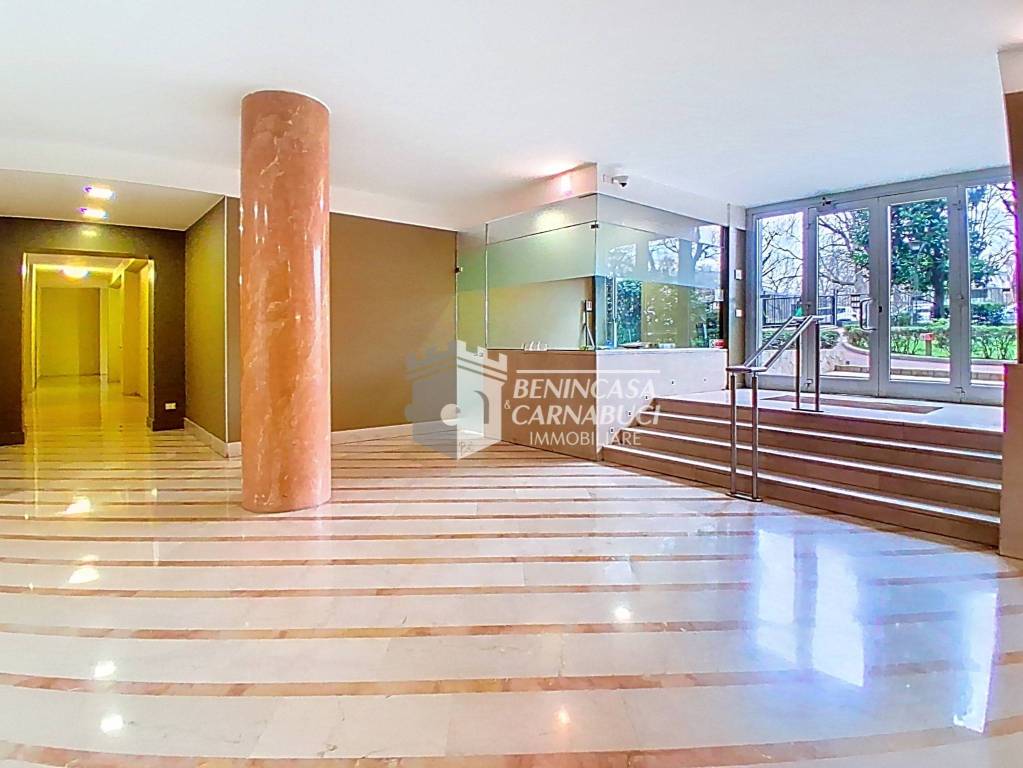 ufficio in vendita a Milano