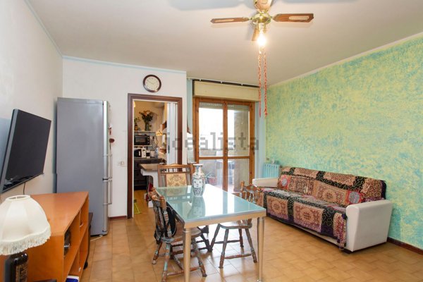 appartamento in vendita a Milano in zona Quarto Oggiaro