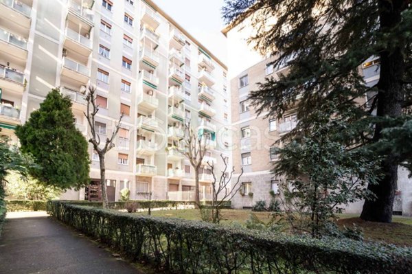 appartamento in vendita a Milano in zona Crescenzago