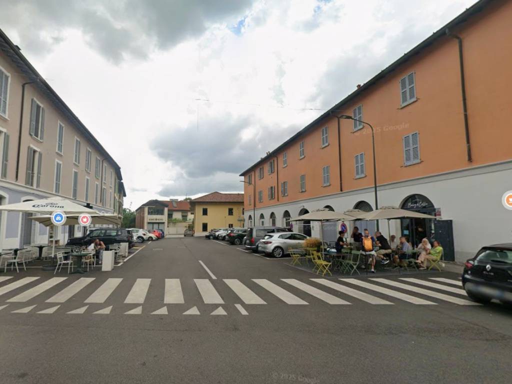 appartamento in vendita a Milano in zona Vigentino