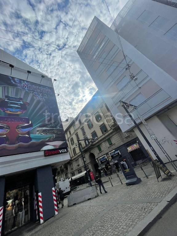 appartamento in vendita a Milano in zona Porta Nuova