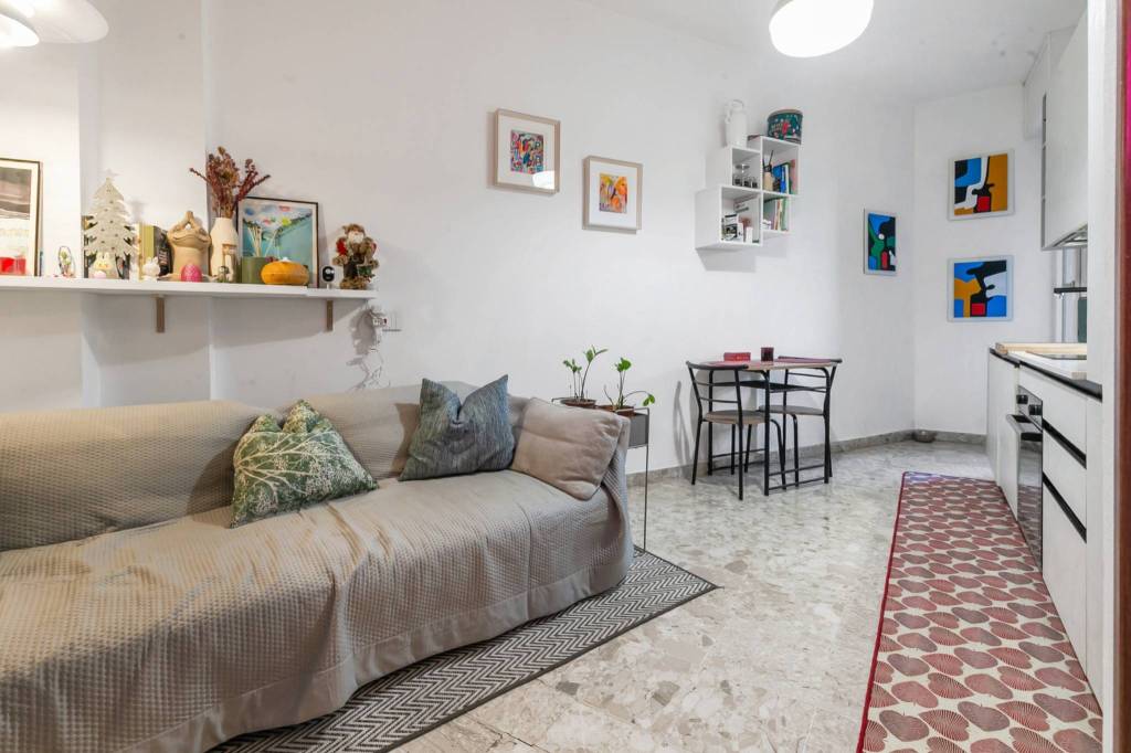 appartamento in vendita a Milano in zona Sempione