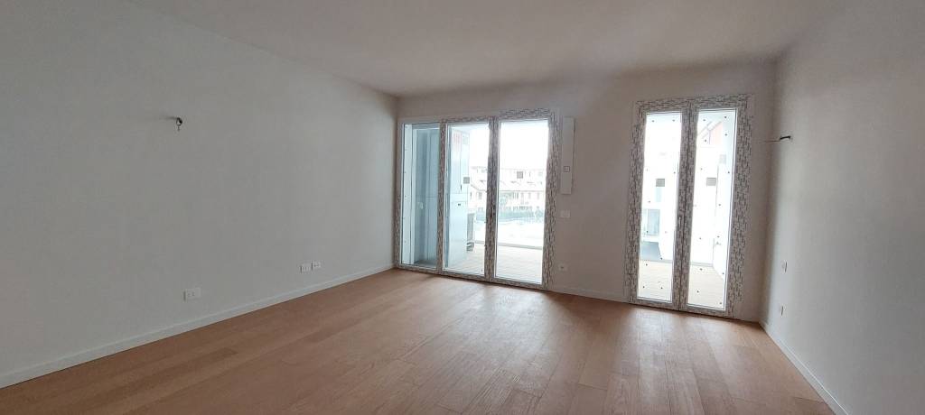 appartamento in vendita a Milano in zona Adriano