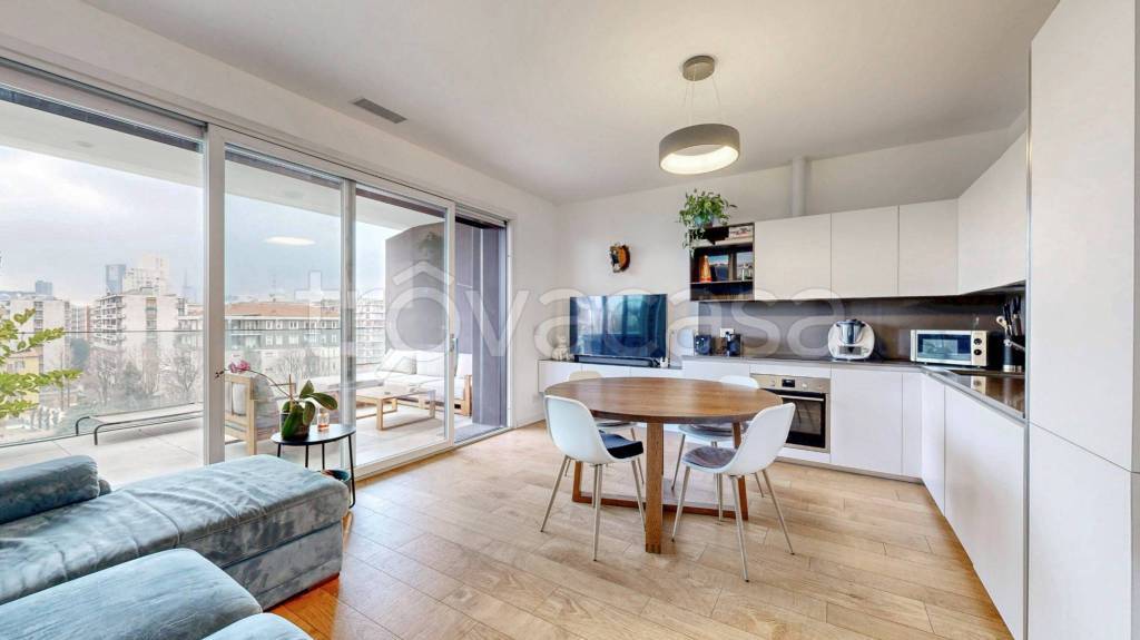 appartamento in vendita a Milano in zona Maggiolina