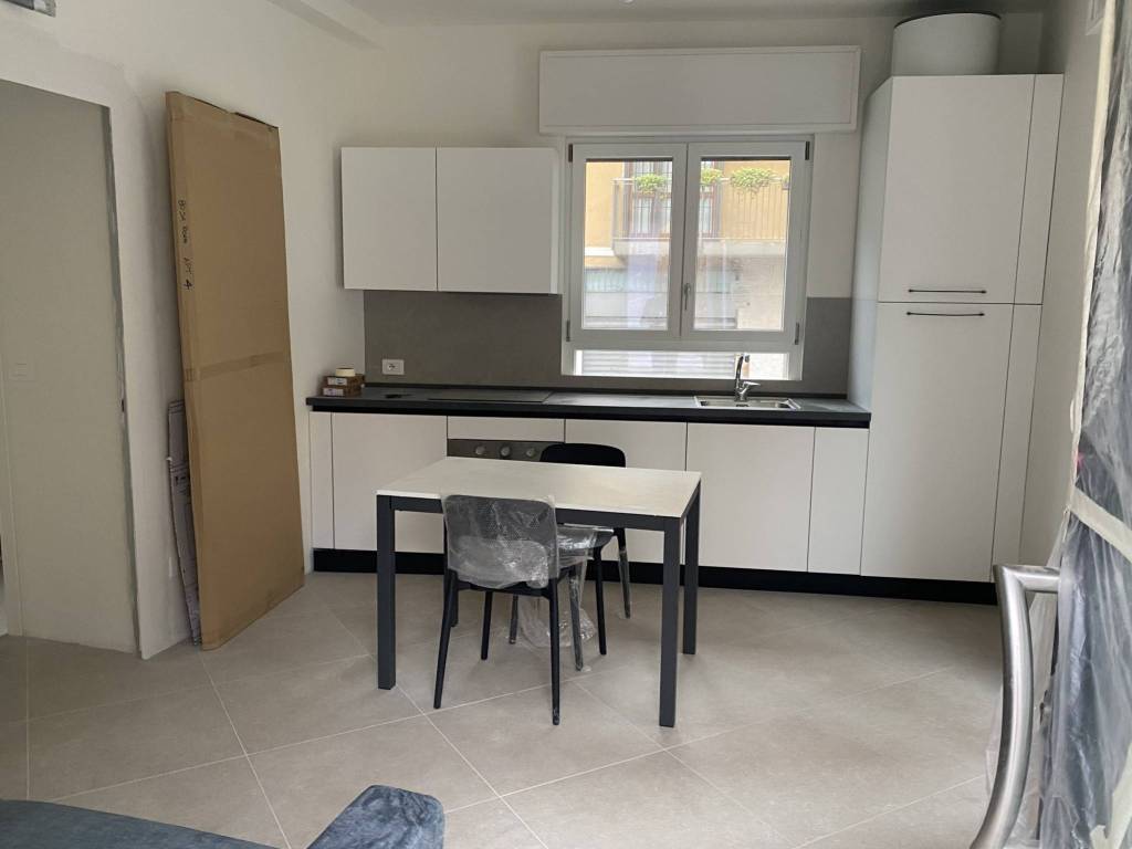 appartamento in vendita a Milano in zona Porta Vittoria