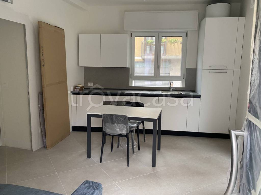 appartamento in vendita a Milano in zona Porta Vittoria