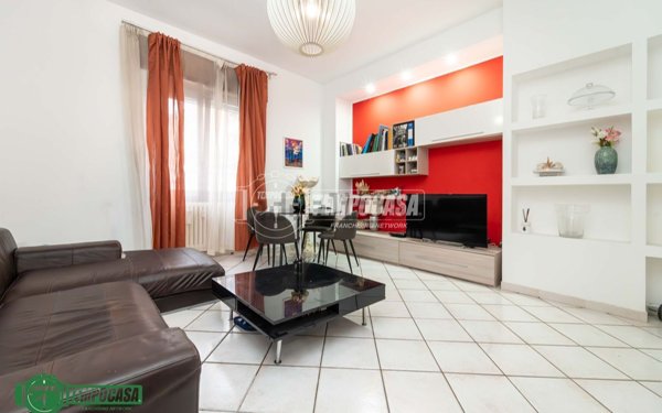 appartamento in vendita a Milano in zona Crescenzago