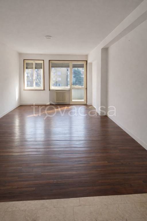 appartamento in vendita a Milano in zona Sempione