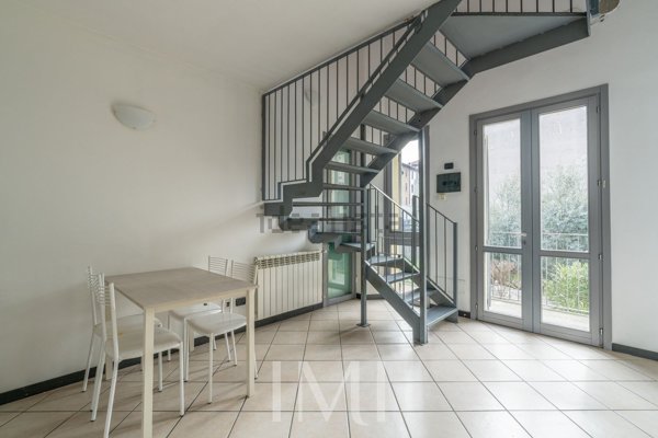 appartamento in vendita a Milano in zona Stadera