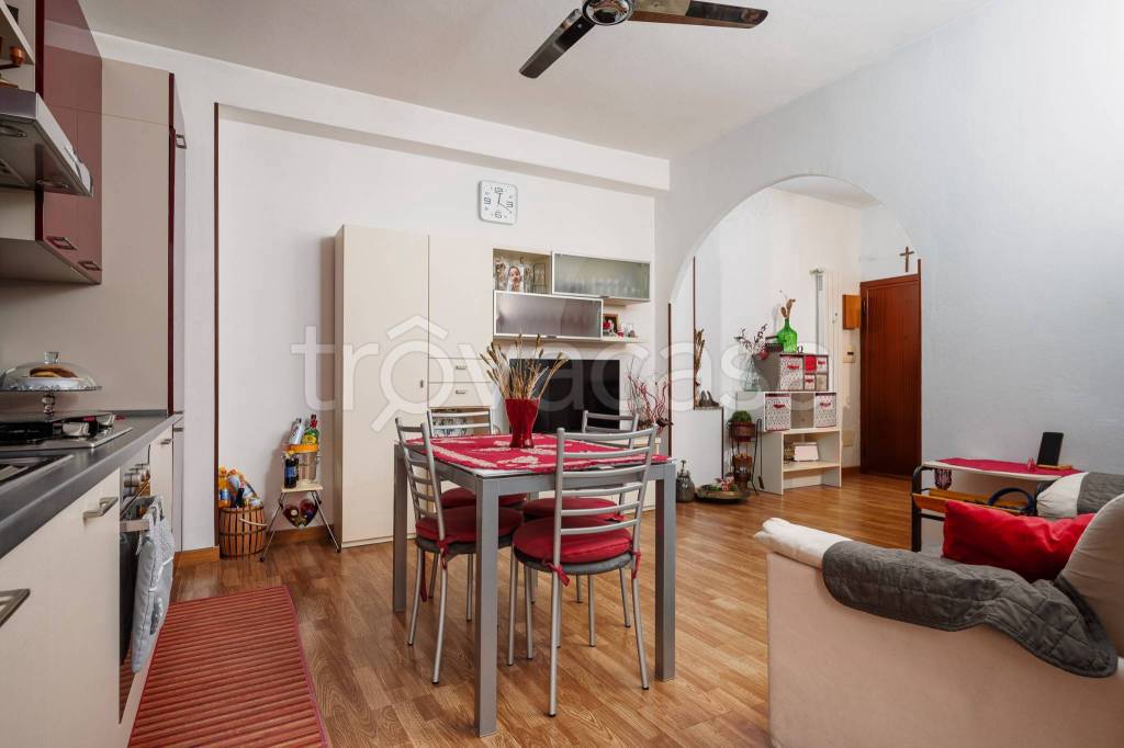 appartamento in vendita a Milano in zona Gratosoglio