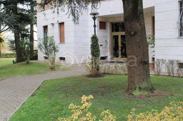 appartamento in vendita a Milano in zona Chiesa Rossa