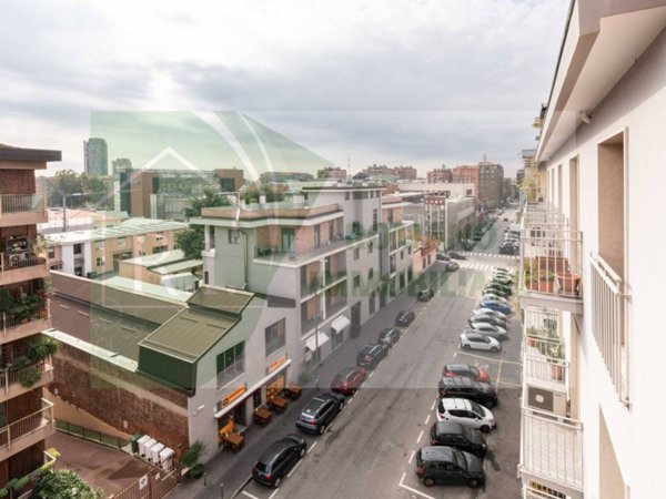 appartamento in vendita a Milano in zona Adriano