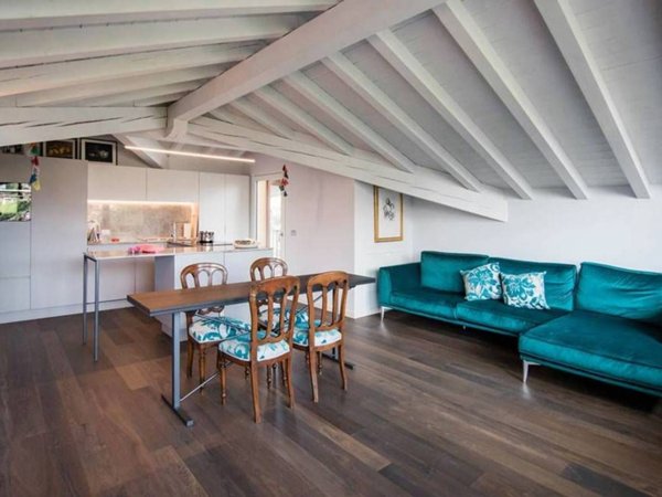 appartamento in vendita a Milano in zona Porta Nuova