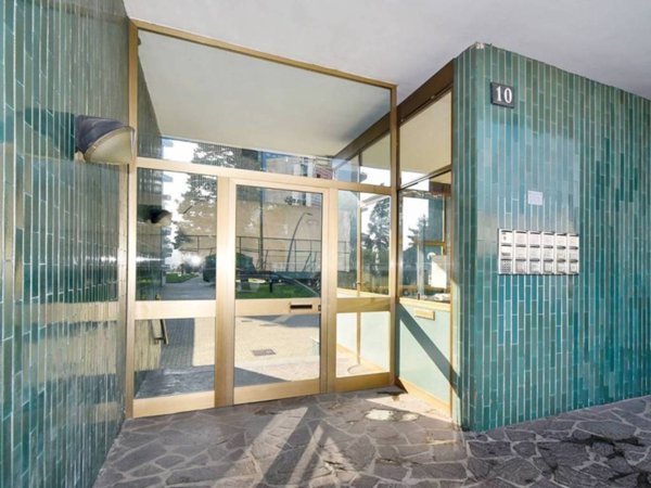 appartamento in vendita a Milano in zona Famagosta