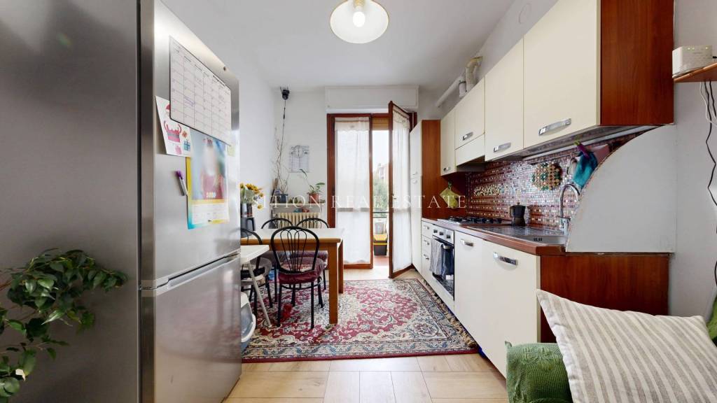 appartamento in vendita a Milano in zona Baggio