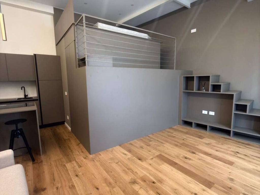 appartamento in vendita a Milano in zona Bocconi