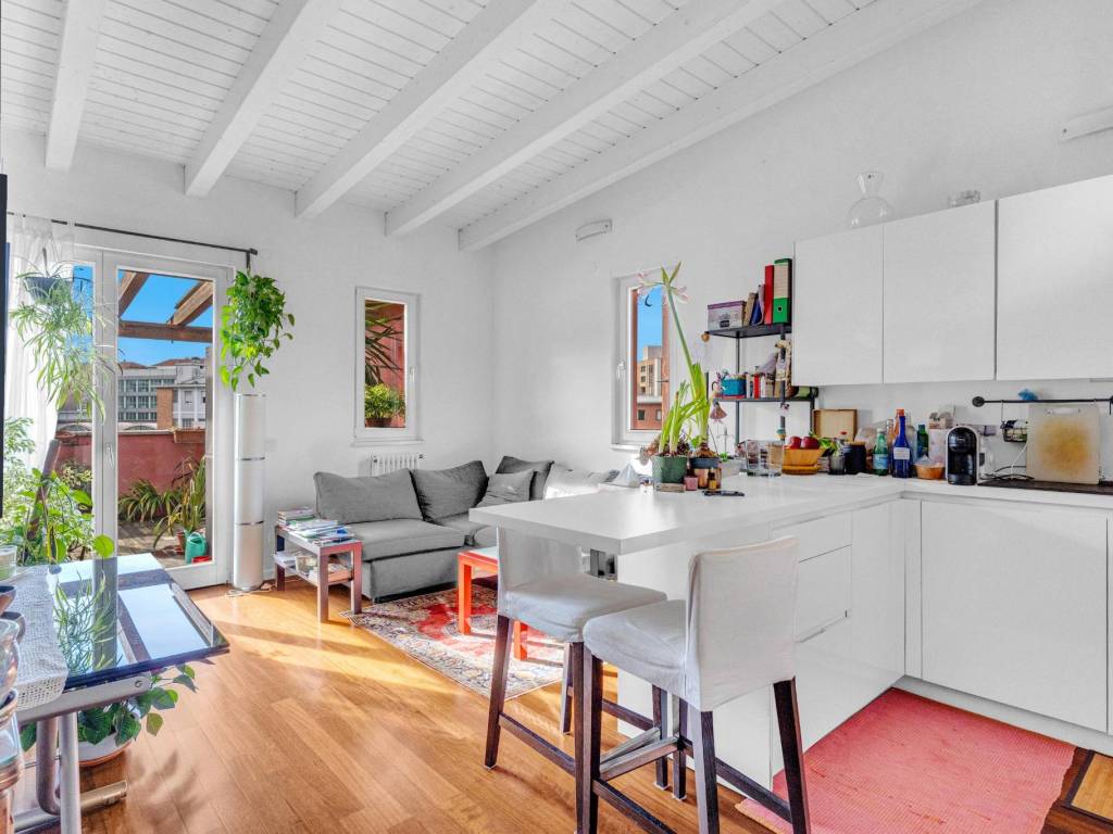 appartamento in vendita a Milano in zona Crescenzago