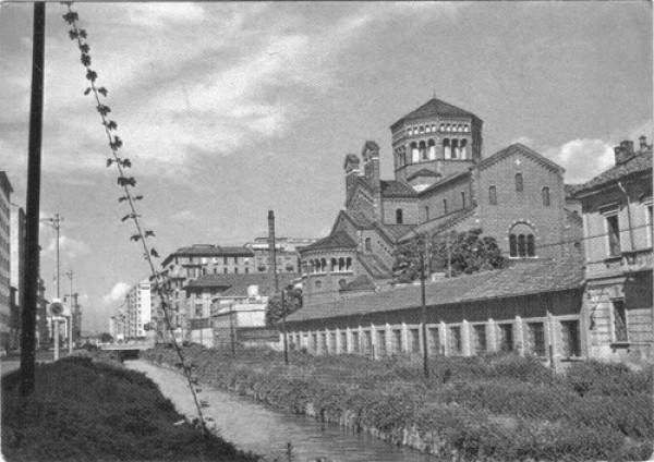 appartamento in vendita a Milano in zona Porta Garibaldi