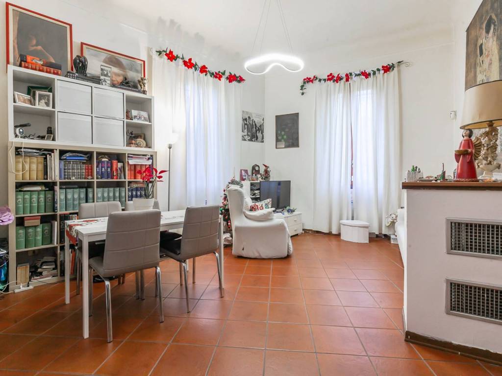 appartamento in vendita a Milano in zona Maggiolina