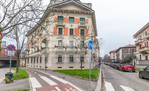 appartamento in vendita a Milano in zona Maggiolina
