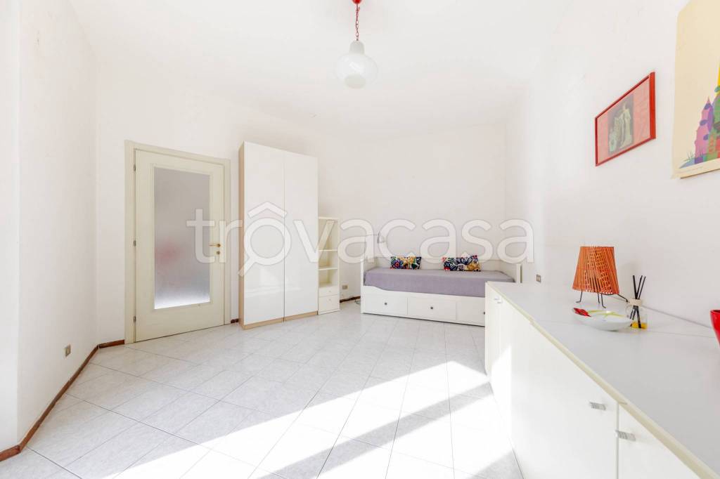 appartamento in vendita a Milano in zona Loreto