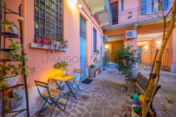 appartamento in vendita a Milano in zona Bocconi