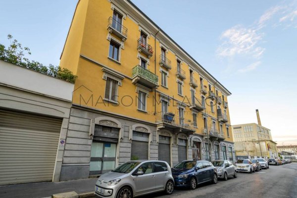appartamento in vendita a Milano in zona Bocconi