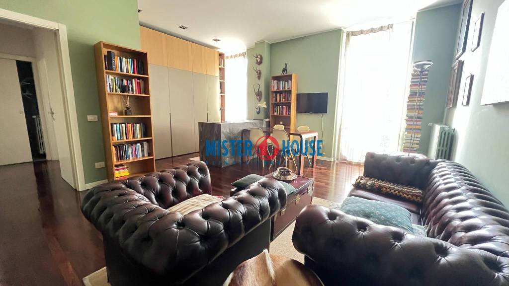 appartamento in vendita a Milano in zona Isola