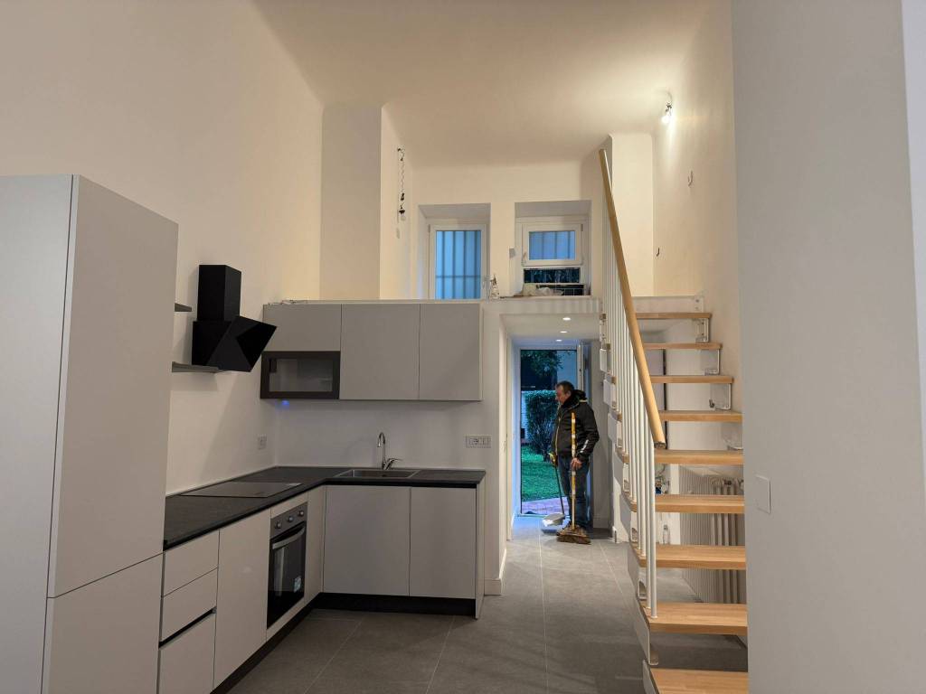 appartamento in vendita a Milano in zona Centro Direzionale