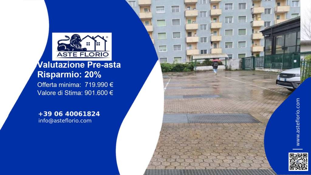 locale commerciale in vendita a Milano in zona Barona