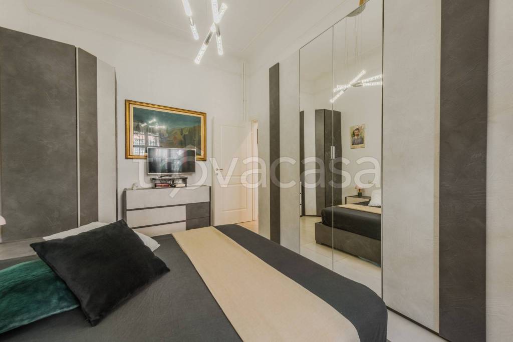 appartamento in vendita a Milano in zona Piazzale Lodi