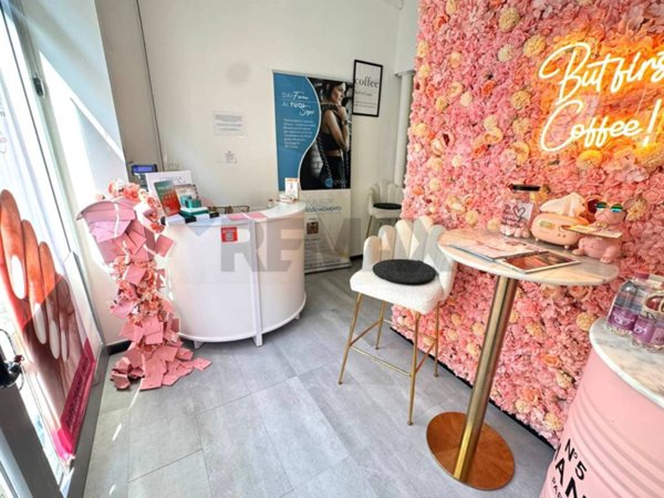 negozio in vendita a Milano