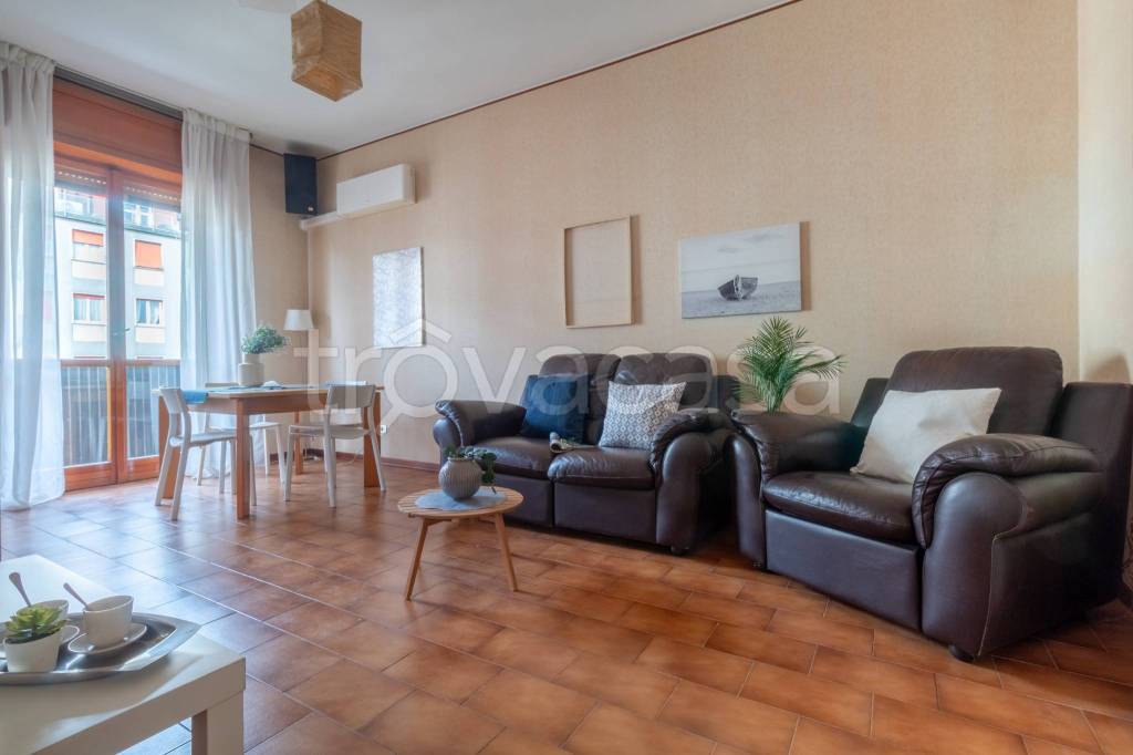 appartamento in vendita a Milano in zona Segnano