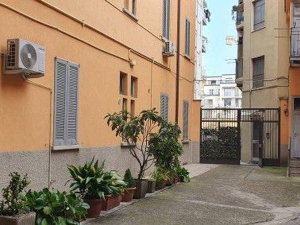 appartamento in vendita a Milano in zona Morivione