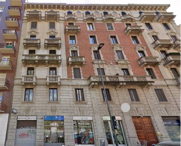 ufficio in vendita a Milano in zona Città Studi