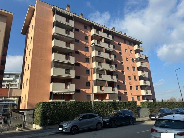 appartamento in vendita a Milano in zona Ponte Lambro