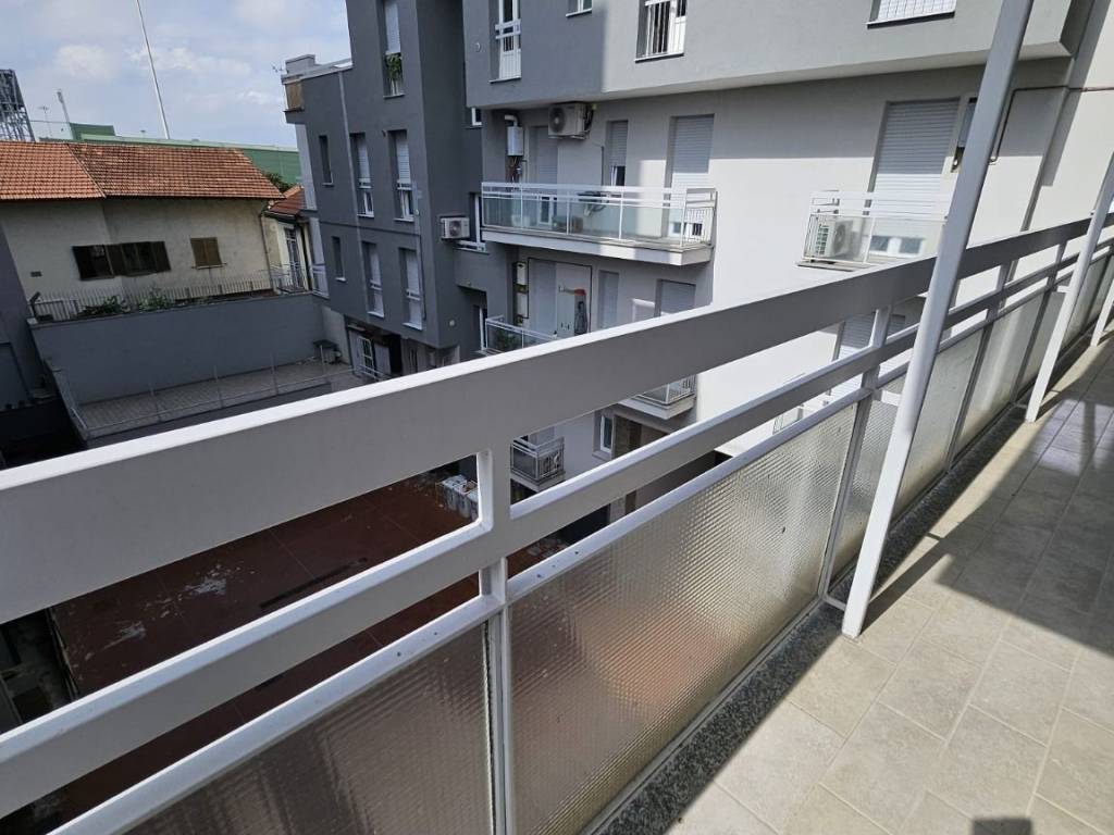 appartamento in vendita a Milano in zona Bovisa